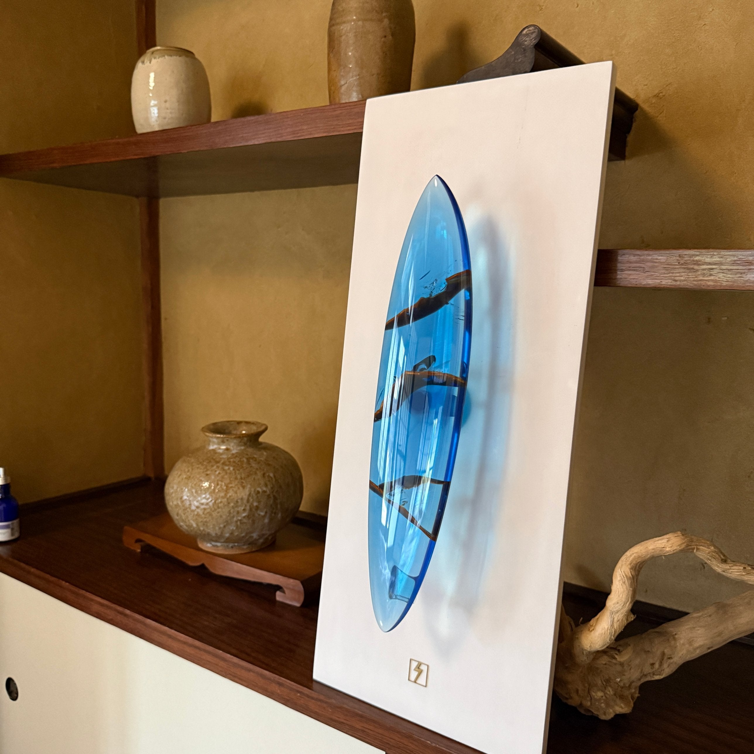 Kintsugi ocean blue/ Polyester resin sculpture.