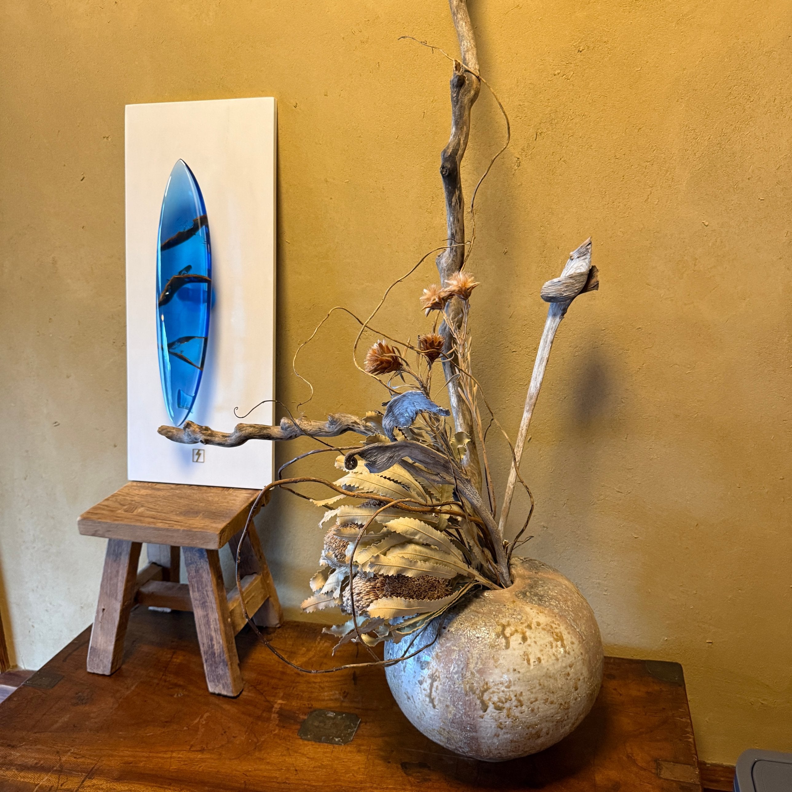Kintsugi ocean blue/ Polyester resin sculpture.